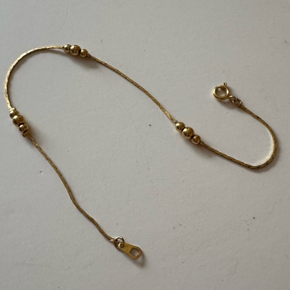 14k beaded ankle bracelet - Picture 4 of 5